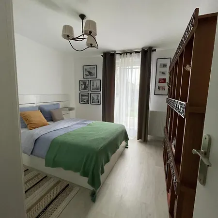 Apartment Sweet *